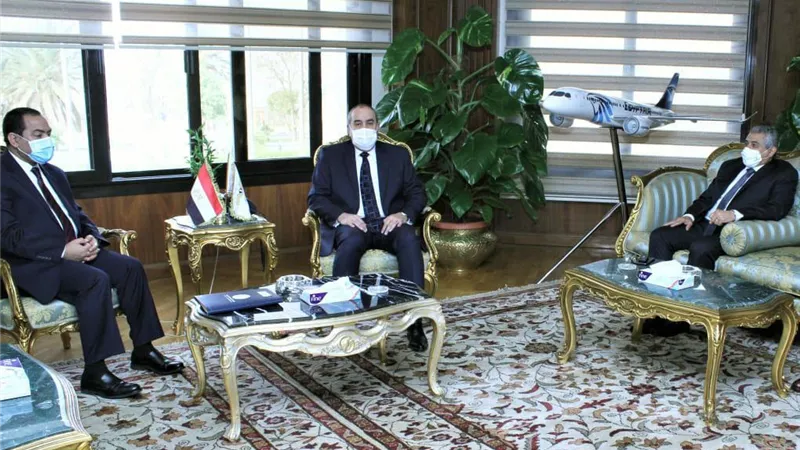 منار يبحث مع رئيس الجهاز المركزى للتنظيم و الإدارة اجراءات تحديث الهيكل الاداري للوزارة