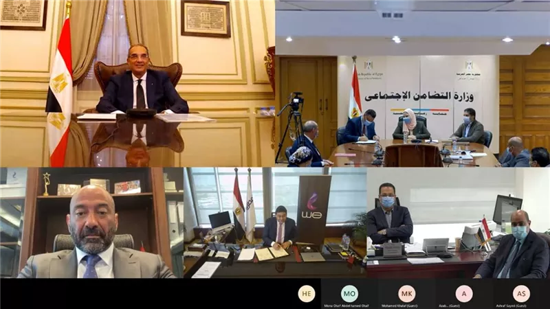 الاتصالات : 3.5 مليون شريحة محمول لمستفيدي تكافل وكرامة