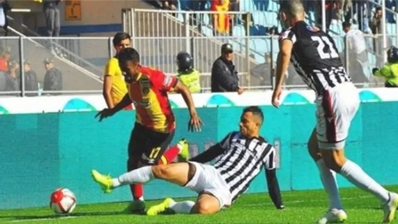 الترجى يسقط فى الكلاسيكو بثنائية امام الصفاقسى