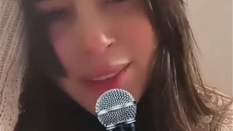 ساندى تؤدى 
