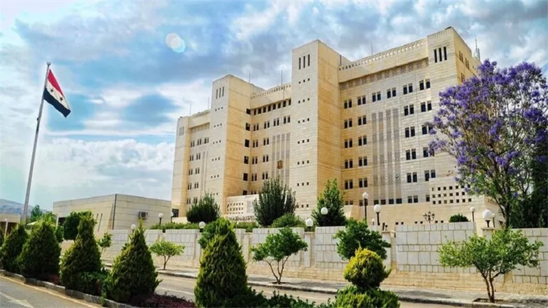 دمشق تدين العدوان الإسرائيلي على دير الزور وتطالب برد فوري