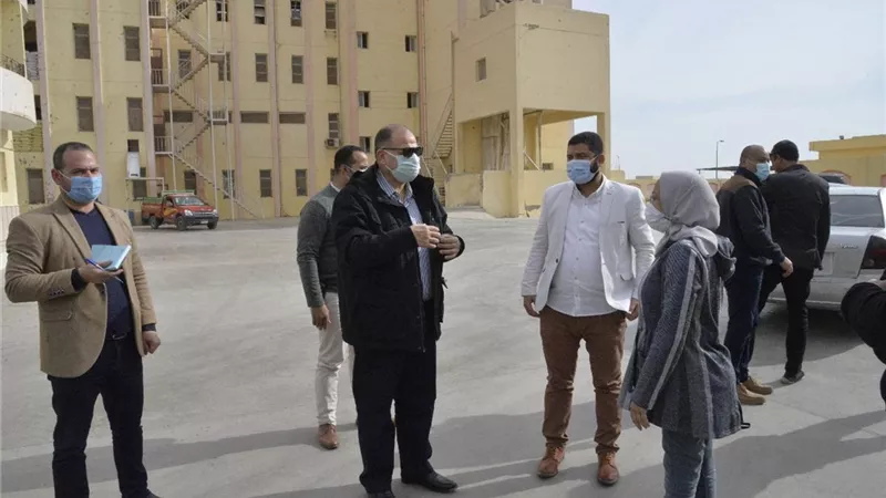 سعد يتفقد المنطقة الصناعية ومبنى التأمينات الاجتماعية بمدينة أسيوط الجديدة