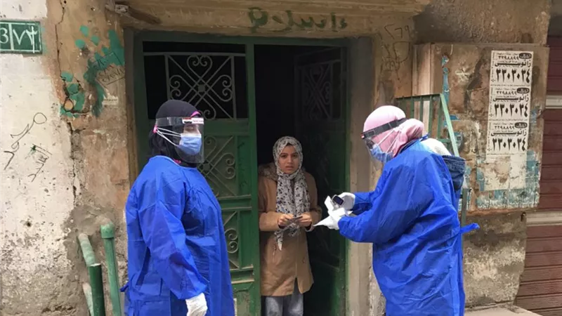 70 فريق لمتابعة مبادرة السيسى لحالات العزل المنزلي بصحة الغربية -صور