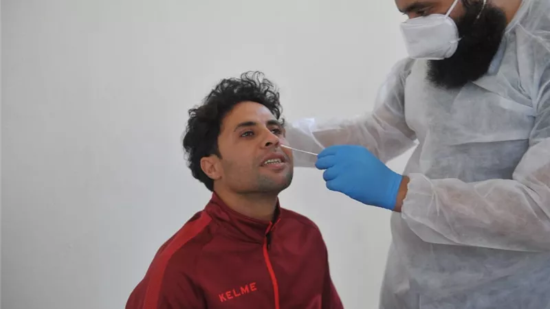 سيراميكا كليوباترا يعلن سلبية مسحة لاعبيه قبل مواجهة إنبي .. صور
