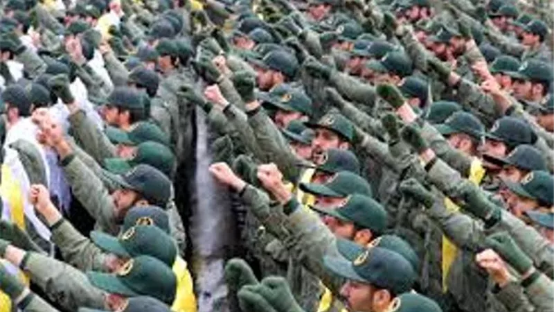الحرس الثوري ينفي سقوط قتلى له في سوريا ويهدد إسرائيل