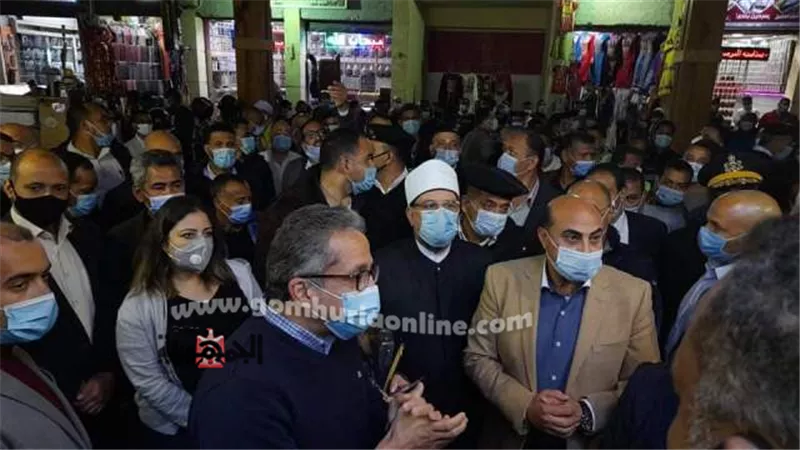 وزيرا السياحة والآثار والأوقاف يشيدان باللمسات الفنية لمشروعات تطوير مدينة أسوان