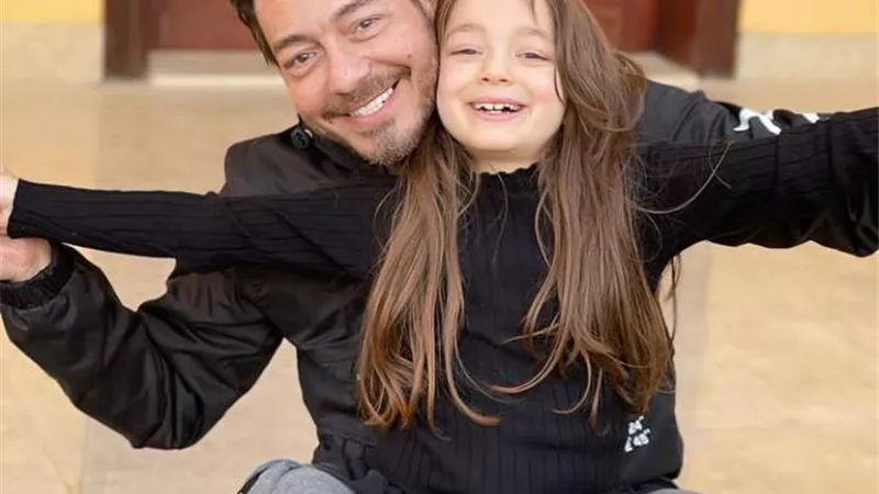 بكلمات رقيقة .. أحمد زاهر يحتفل بعيد ميلاد ابنته عبر إنستجرام
