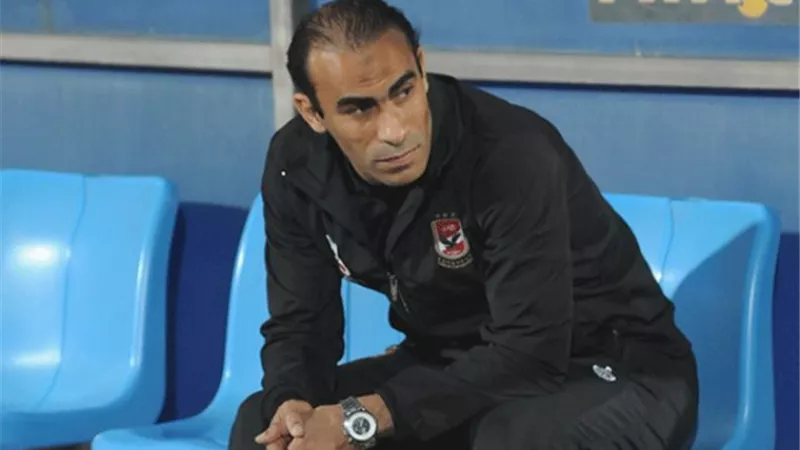 سيد عبد الحفيظ يُشن هجومًا ناريًا على لجنة الحكام.. شاهد