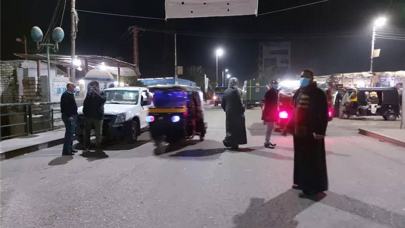 ضبط 20 شخصا بدون كمامات بإسنا جنوب الأقصر