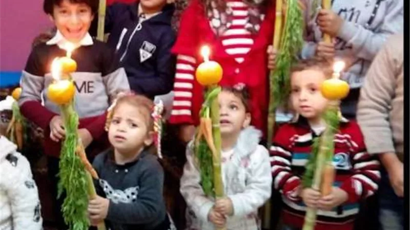 بالقلقاس والقصب ..أقباط الأقصر يحتفلون بعيد الغطاس المجيد من داخل منازلهم.صور
