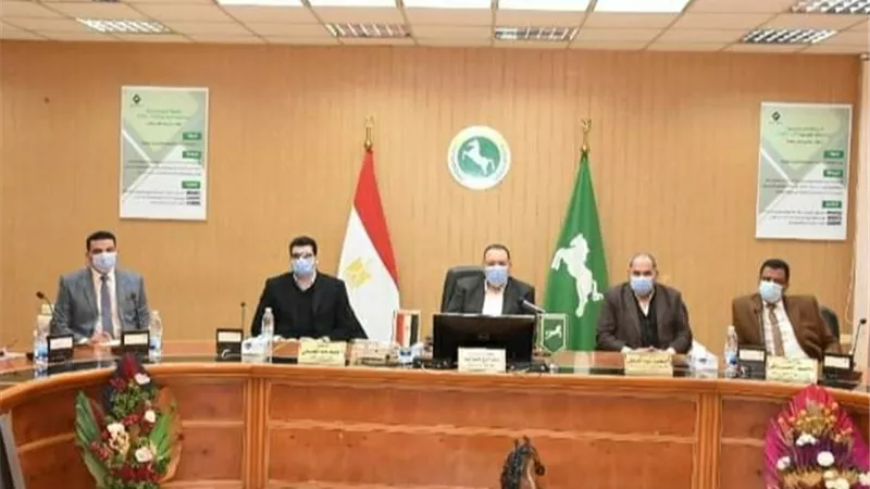 محافظ الشرقية يلتقي أعضاء البرلمان بالمحافظة ويُعلن عن تنفيذ 265 مشروع بتكلفة 24 مليار و263 مليون جنيه