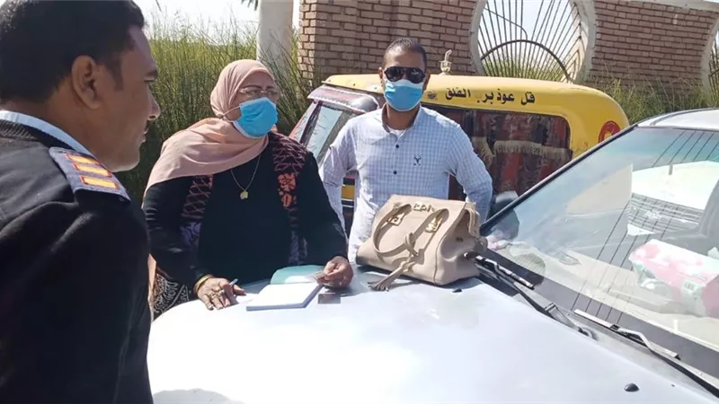 ضبط 32 شخصا بدون كمامات فى حملة بإسنا جنوب الأقصر