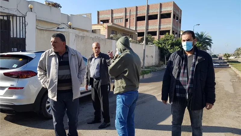 رئيس جهاز دمياط الجديدة يقودة حملة مكبرة لإزالة الإشغلات فى المدينة.. بالصور