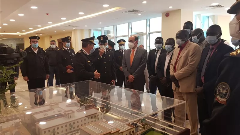 أكاديمية الشرطة وقطاع الإعلام بالداخلية يستقبلان وفد الإعلاميين من جنوب السودان