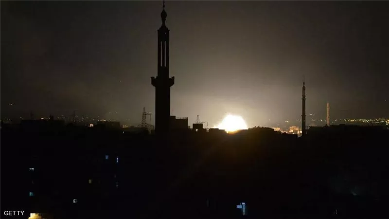 انفجارات وحريق بمنشأتين للنفط والغاز بسوريا