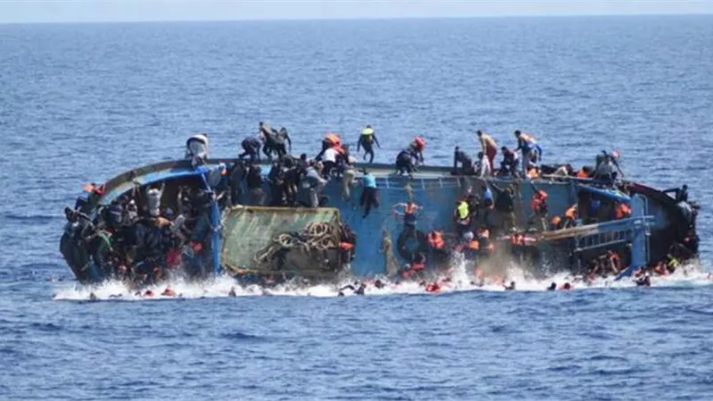 مصرع 43 مهاجرا غرقا قبالة ساحل ليبيا