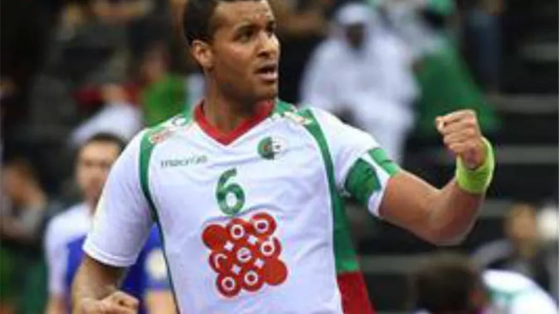 مسعود بركوس نجم الجزائر أفضل لاعب في مباراة فرنسا ببطولة اليد