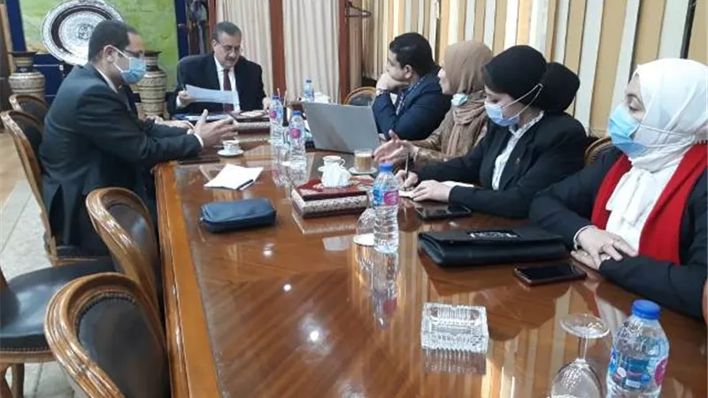 محافظ المنوفية يجتمع بفريق حياة كريمة لمناقشة محاور المبادرة
