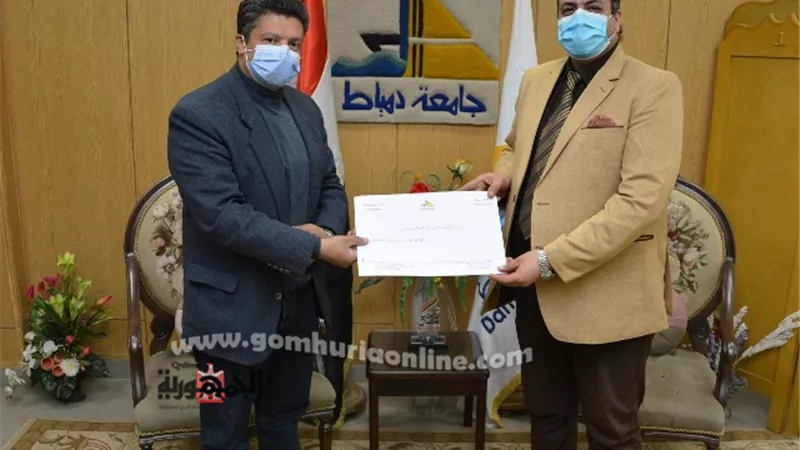 تعيين محمد الشربيني وكيلاً للدراسات العليا والبحوث لكلية الآداب بدمياط