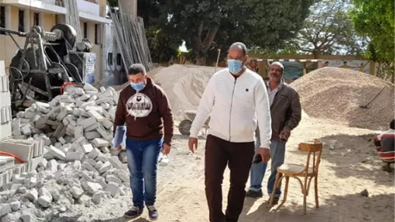 رئيس مركز الطود جنوب الأقصر يتابع أعمال النظافة ودعم شبكات الكهرباء