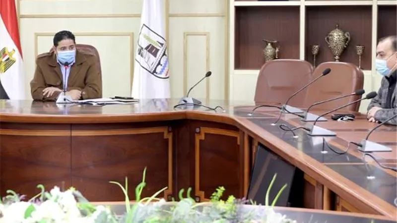 نائب محافظ بني سويف يرأس المكتب التنفيذي للجنة جهود العمل الأهلي