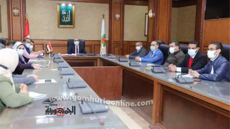 نائب محافظ سوهاج يعقد اجتماعا مع وحدة تنسيق المبادرة الرئاسية 
