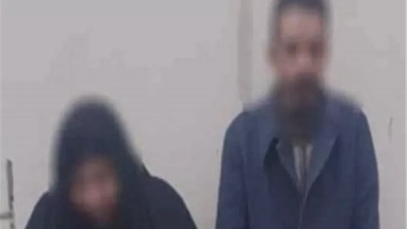 اب وأم بلا قلب عرضا طفلتهما الرضيعة للبيع على الفيس بوك مقابل مليون جنيه