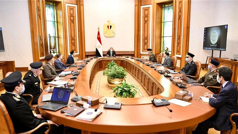 الرئيس يطلع على تطوير منشآت وزارة الداخلية على مستوى الجمهورية