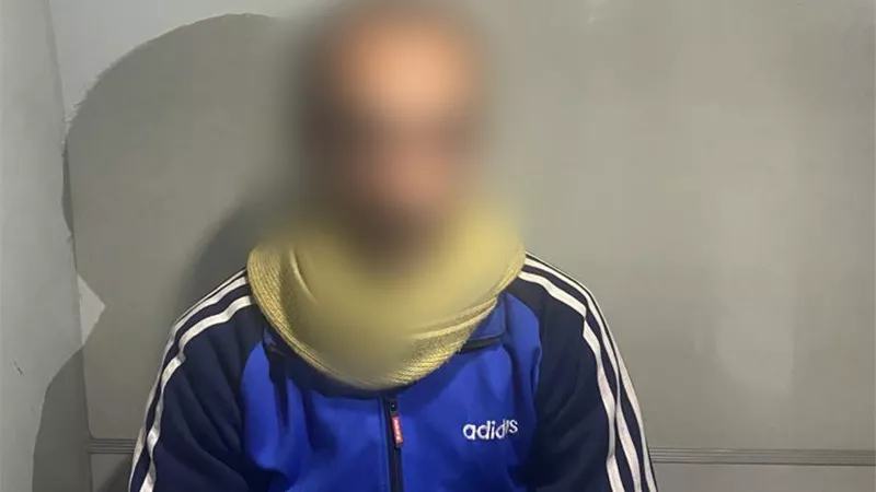خنق ابنته بإيشارب حريمى حتى الموت وادعى سوء سلوكها واعتيادها على ترك المنزل