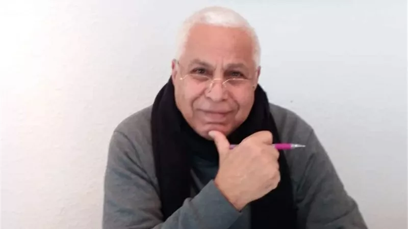 الأديب الفلسطيني محمد بكر البوجي: 