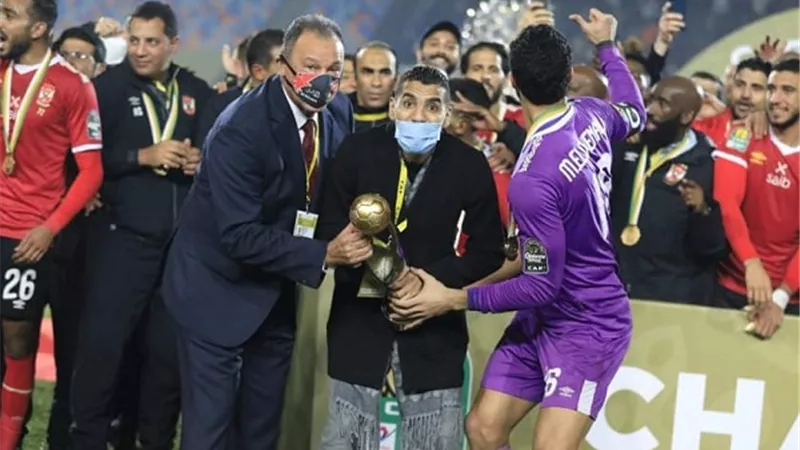 الاهلى يطلق اسم مؤمن زكريات على درع اكاديمياته