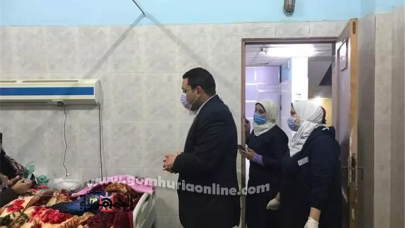 وكيل وزارة الصحة بالمنوفية يجازى المتغيب عن النوبتجيه ويكافئ المنضبط