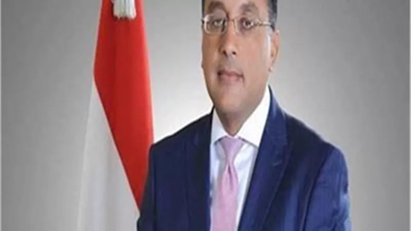 مدبولى يعرب عن اصدق التهانى للرئيس بمناسبة ذكرى 25 يناير