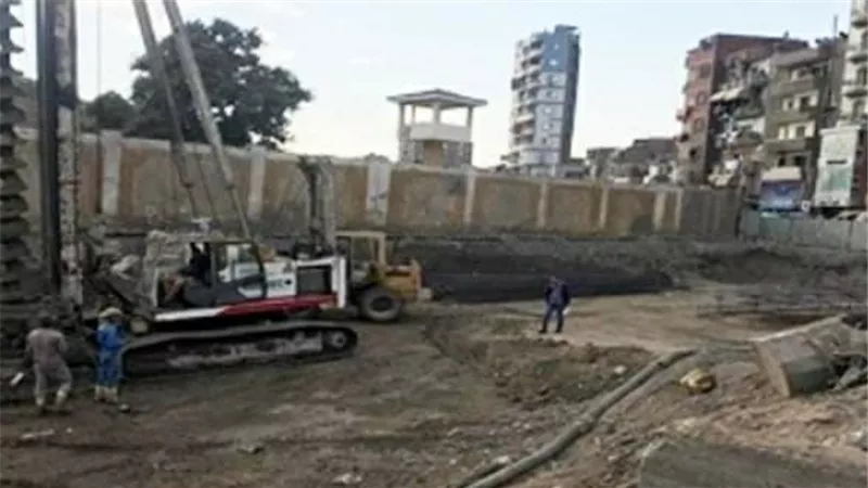 محافظ الشرقية يتابع أعمال إنشاء برج إداري ومول تجارى متعدد الطوابق وجراج بميدان التحرير بالزقازيق