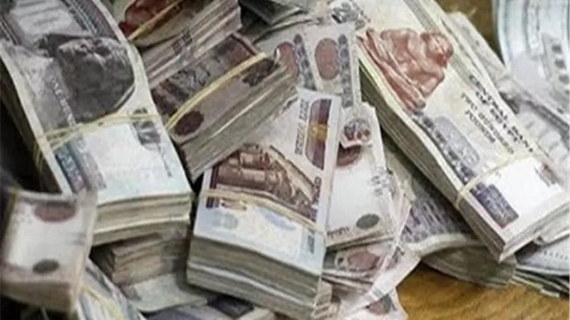 الجواهرجى سقط بالاموال المزيفة فى الزاوية الحمراء