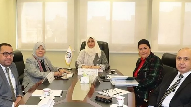 البرلمان العربي يعقد اجتماعًا لمناقشة التحديات التي تواجه الأم والطفل بالمنطقة
