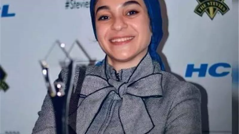 رانيا الغباشي أول وأصغر مهندسة ميكانيكة مصرية وأفريقية وعربية تفوز بجائزة «ستيفي» لصناعة السيارات
