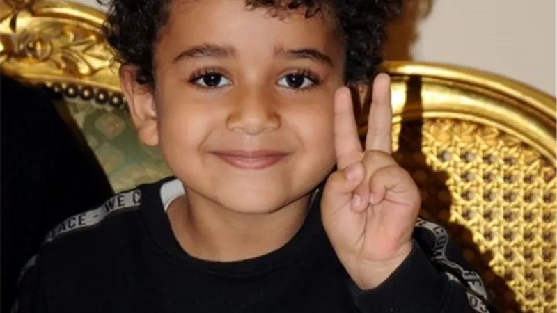 مصر أقوي.. وبأولاد شهدائها باقية