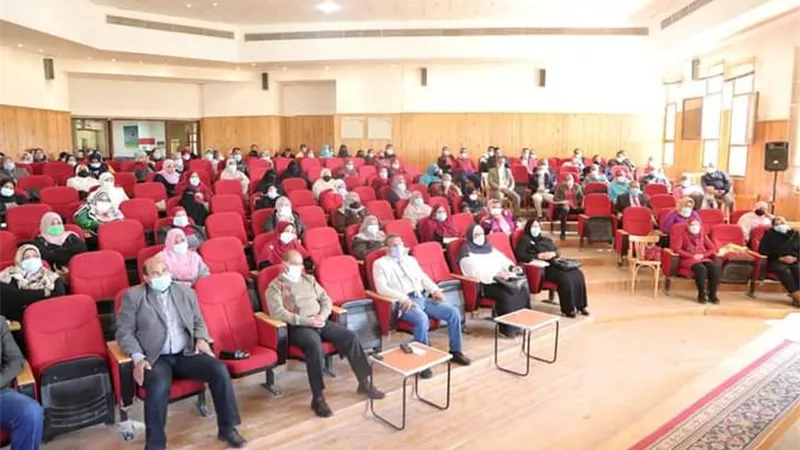 تعليم الوادى الجديد تواصل تأهيل القيادات في الخارجة وبلاط لادارة الازمات