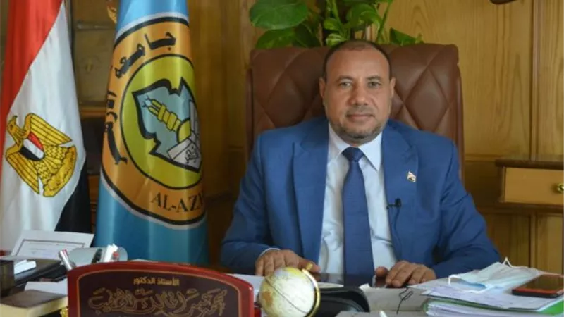 نائب رئيس جامعة الأزهر يهنىء قيادات الدولة والأزهر والشعب بذكرى عيد الشرطة