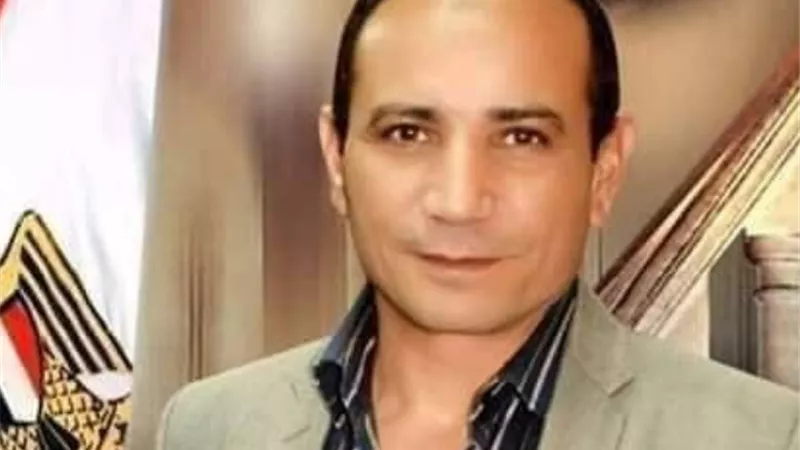 محافظ أسيوط يستقبل السكرتير العام الجديد للمحافظة قبل توليه مهام منصبه