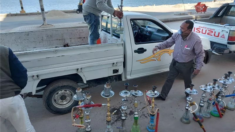 ضبط 16 مواطن بدون كمامات بإسنا جنوب الأقصر