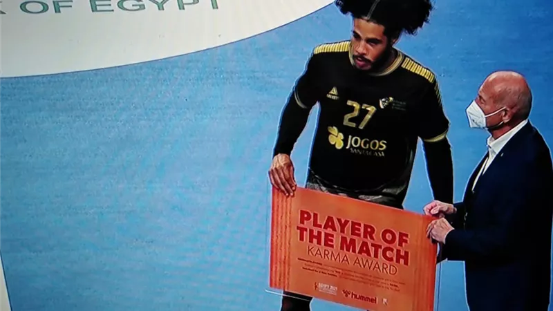 جوميز نجم البرتغال أفضل لاعب أمام فرنسا
