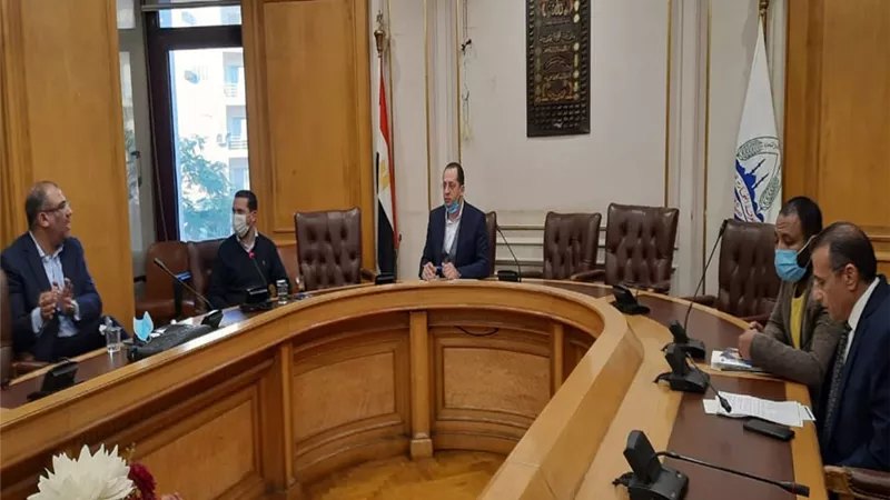 لجنة التطوير بغرفة القاهرة تناقش آليات التحصيل المميكن ورقمنة الخدمات
