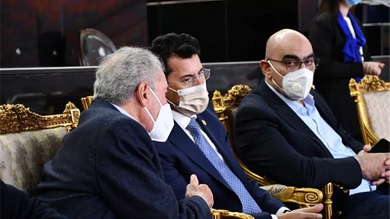 وزير الرياضة يشهد مباراة قطر والأرجنتين بستاد القاهرة