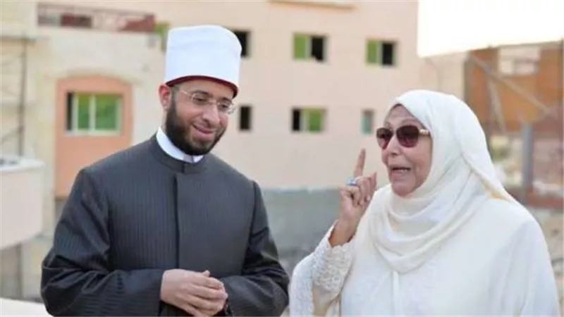 بكلمات «مؤثرة».. مستشار رئيس الجمهورية للشئون الدينية ينعي الداعية الإسلامية الدكتورة عبلة الكحلاوي