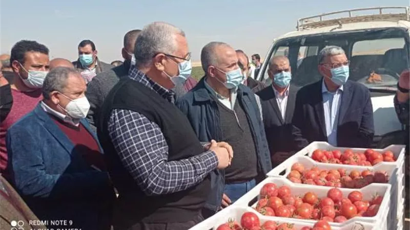 وزير الري من المنيا: الرئيس السيسي وجه بتبطين 20 الف كم من الترع والمساقى خلال 3 سنوات