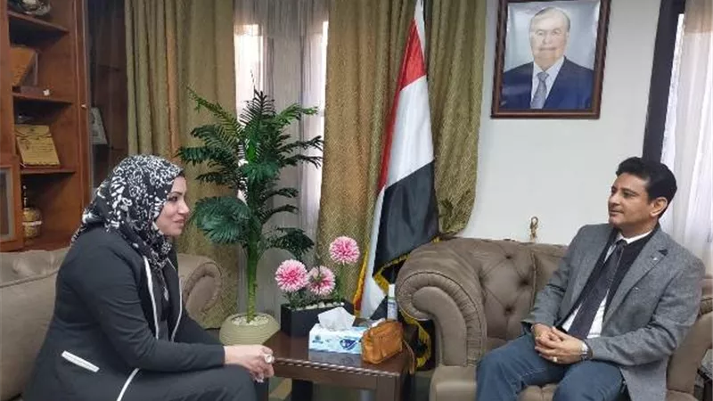 السفير اليمني بالقاهرة : مصر الوحيدة التى فتحت ابوابها لنا.. ونحتاج دعما عربيا حقيقيا