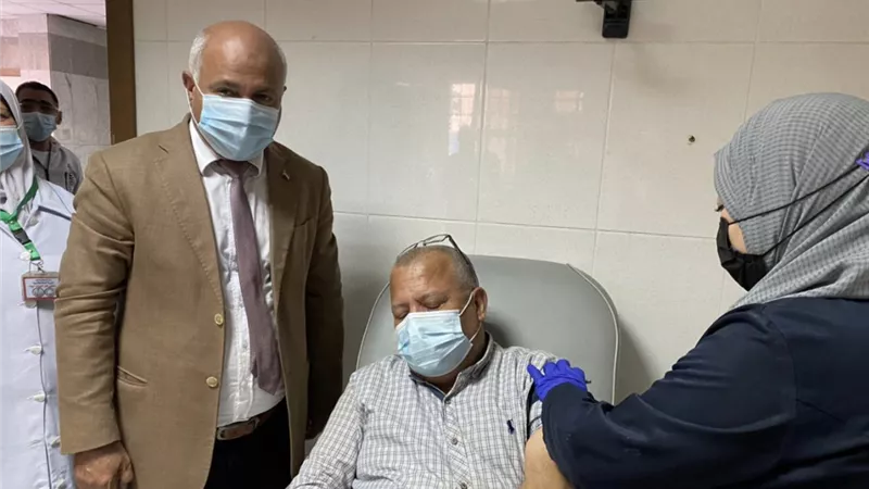 وكيل صحة الغربية . بدء تلقى لقاح كورونا بمستشفي كفر الزيات العام -صور