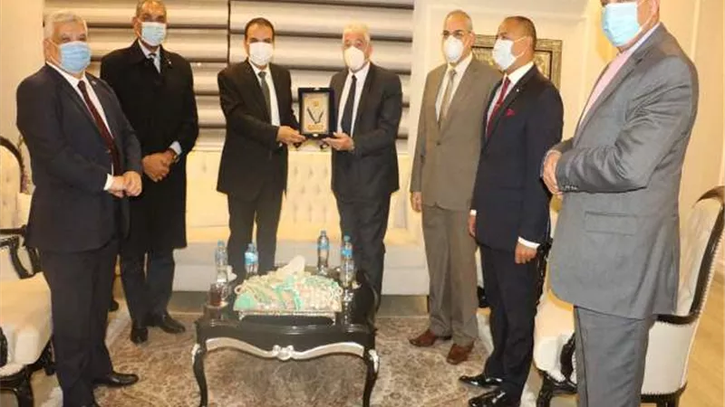 محافظ جنوب سيناء يهنئ مدير الأمن بعيد الشرطة 69